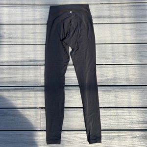 Black Lululemon leggings